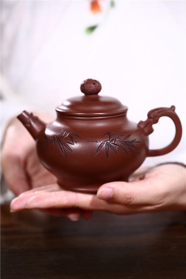 邵云琴作品 归璞