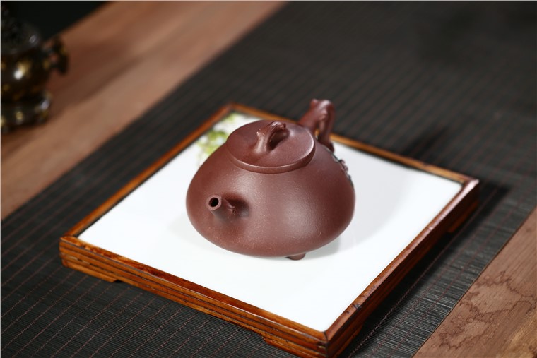 许良平作品 树瓢图片