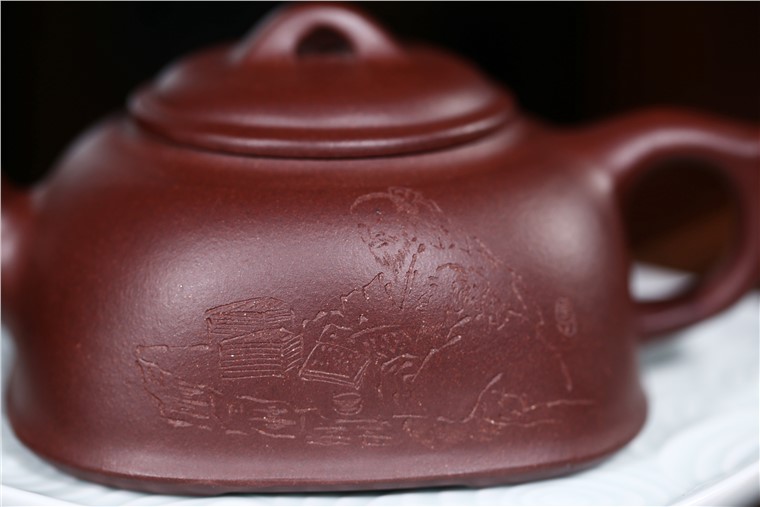 李卢春作品 孤菱
