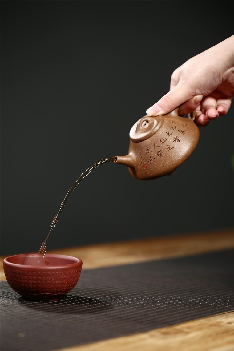 徐勤作品 子冶石瓢