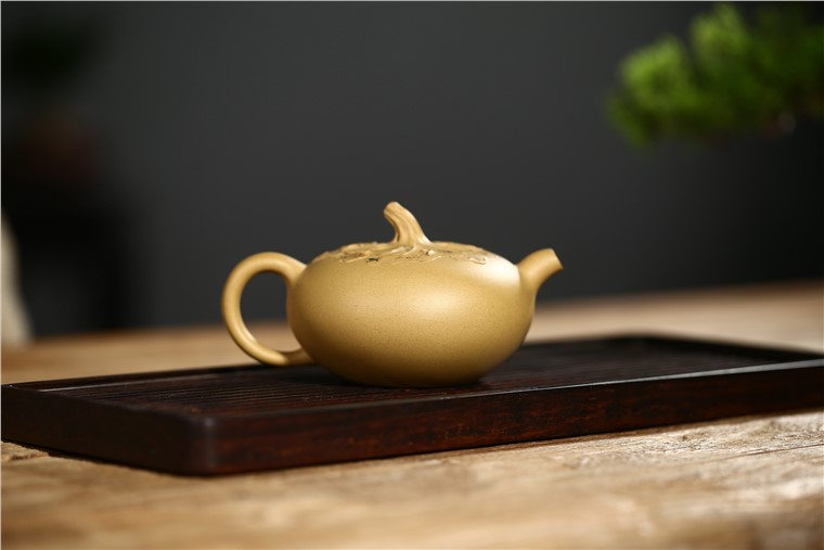 顾建芳作品 艳阳图片