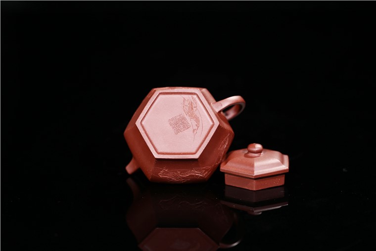 徐勤作品 六方鼓腹