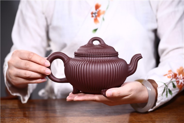 吴赛春作品 大菊瓣套具图片