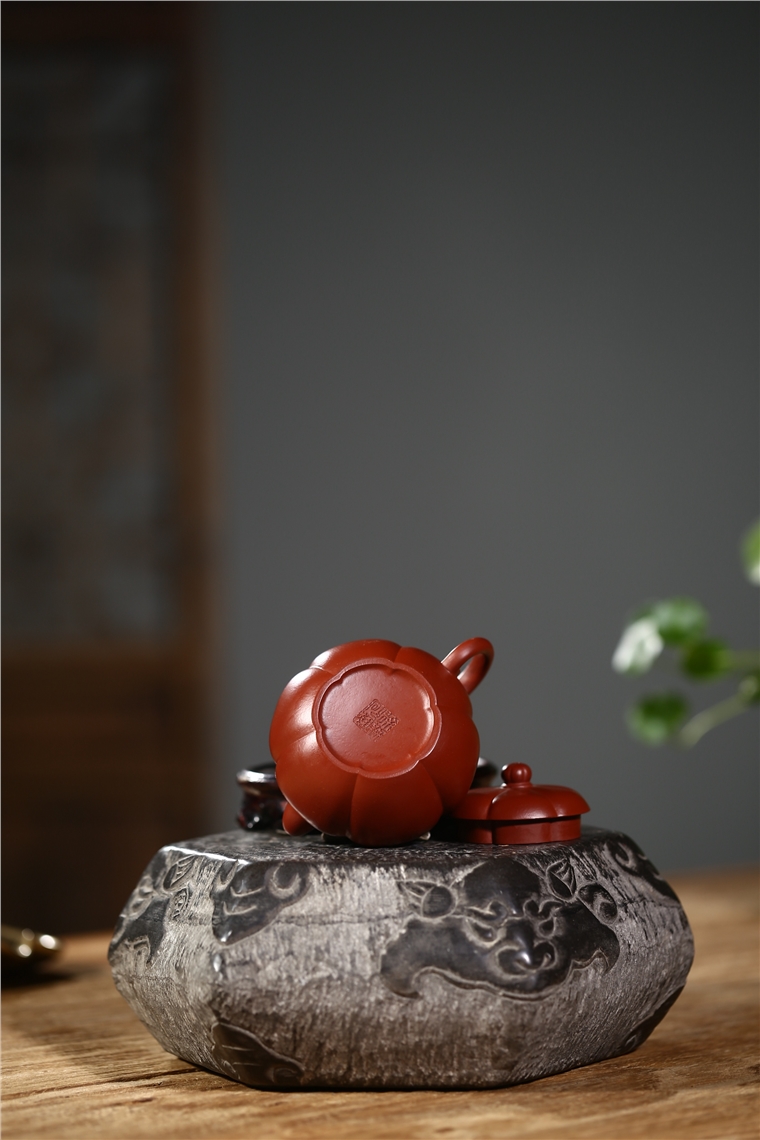 徐勤作品 贵妃文旦