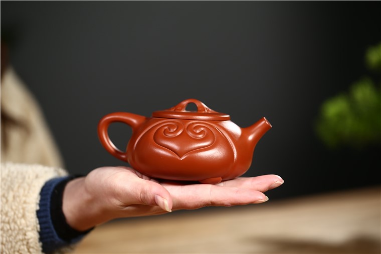 顾旭英作品 如意石瓢图片